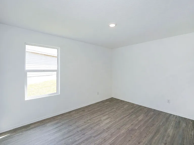 5926 Seaside Mnr — Photo 18