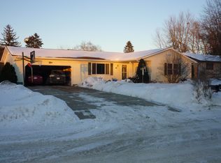 506 Nelson Ct, Viroqua, WI 54665