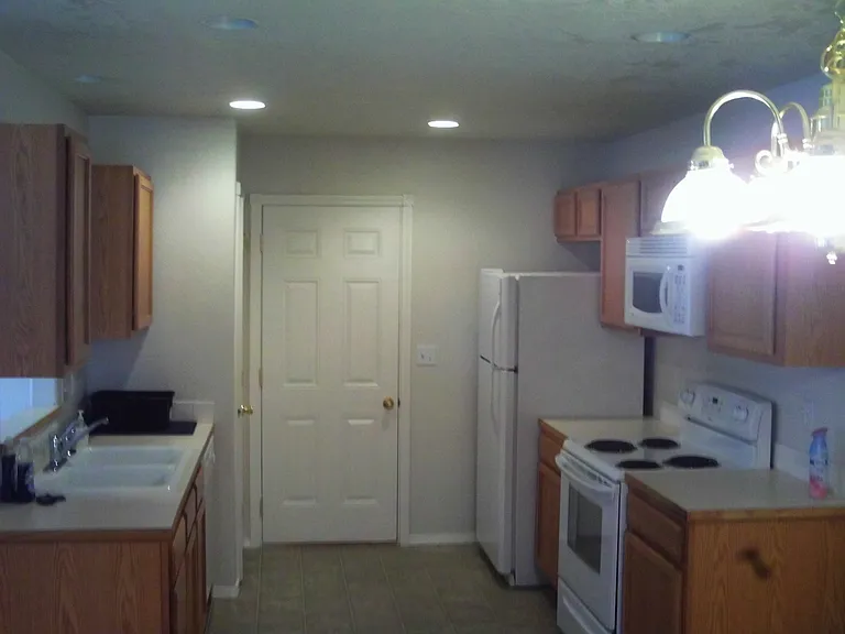 1139 NE Saddleridge St — Photo 12