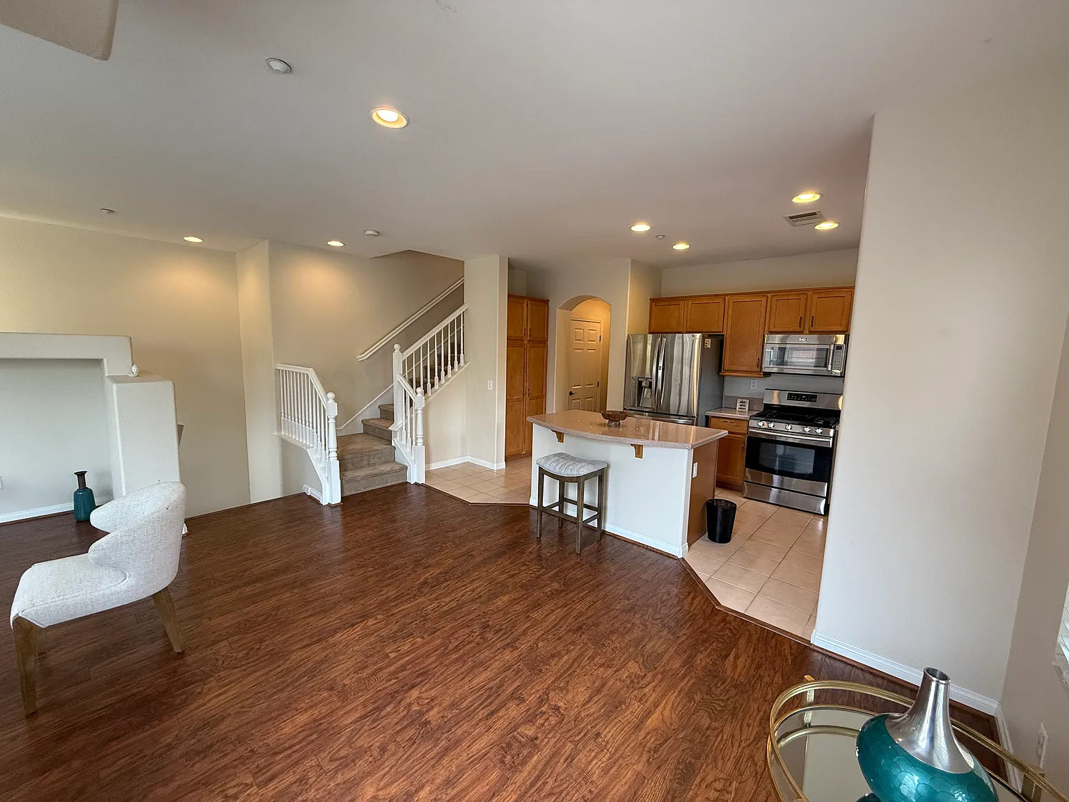 1355 Sky Ridge Ct — Photo 4
