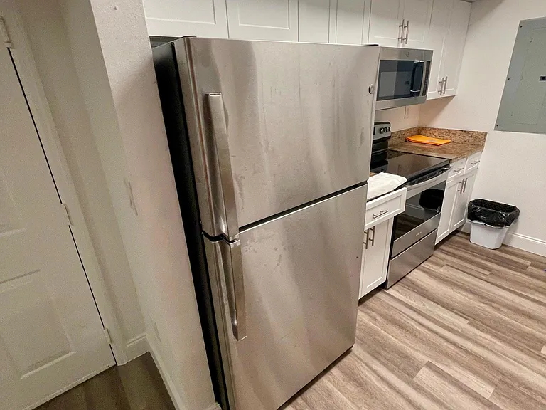201 SW 116th Ave #22108 — Photo 7