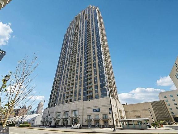 3rd image of 270 17th St NW Unit 2010