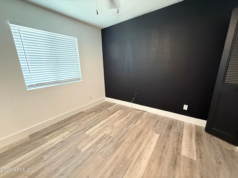 2116 E Marconi Ave — Photo 10