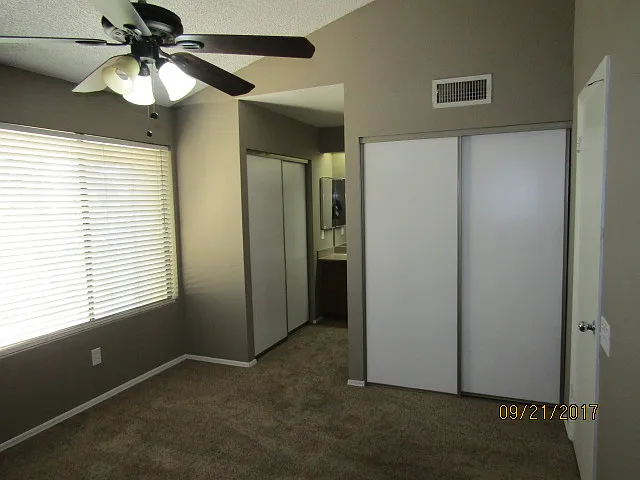 2035 S Elm St #204 — Photo 9