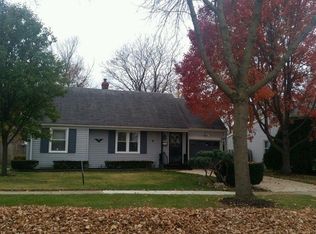 627 Sheridan Dr, Loves Park, IL 61111