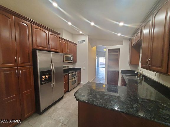 3rd image of 4150 E Tanglewood Dr
