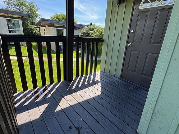 3rd image of 482 Lee Ridge Rd NW