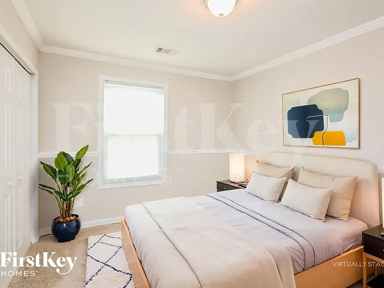 2410 Kirkstone Dr — Photo 15