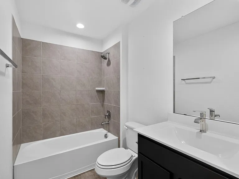 14407 Sweet Water Dr — Photo 6