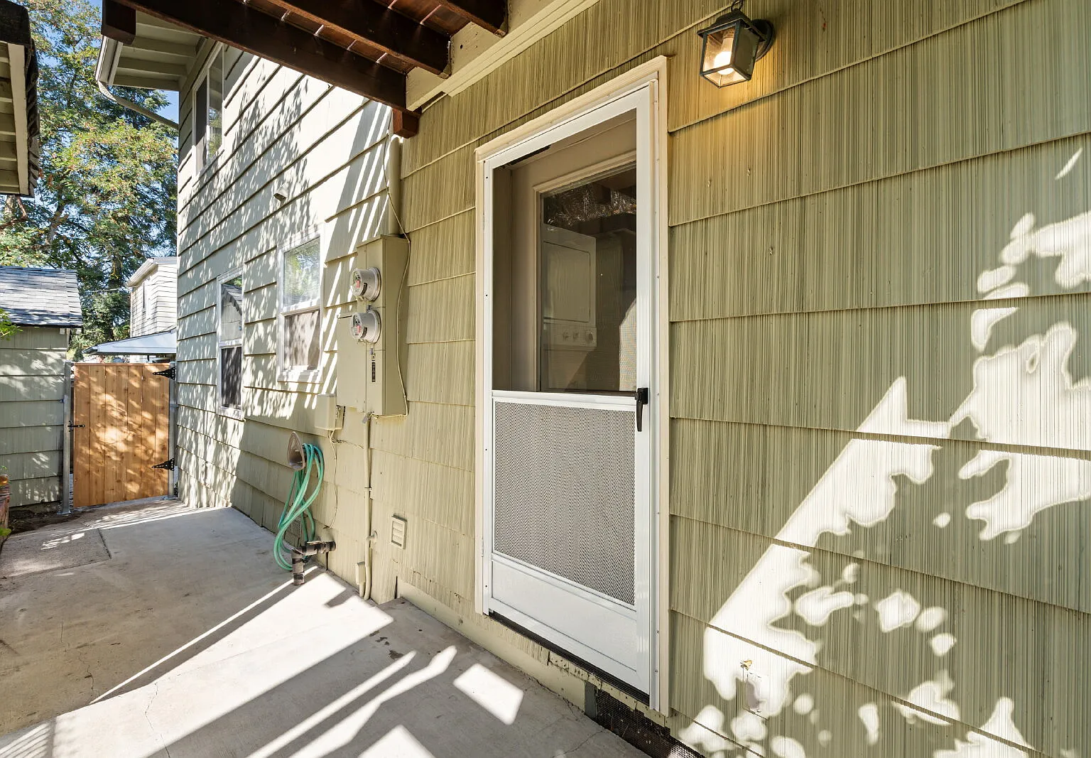 Updated 1-Bedroom Duplex Unit in Medford, Oregon! — Photo 3