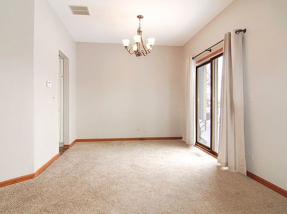 4th image of 1294 Tennyson Ln #204