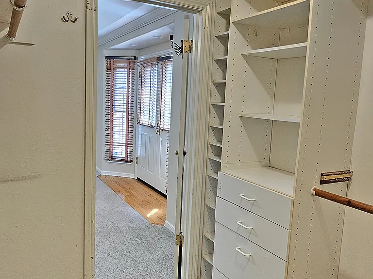 4315 Fillmore St — Photo 10