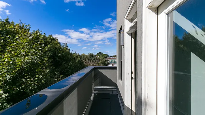 Rented by Nooklyn NYC LLC | media 7