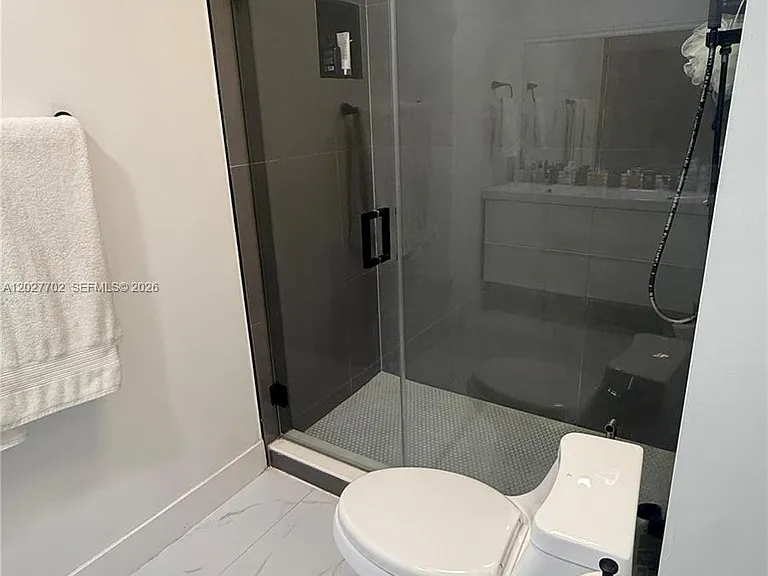 4704 NW 114th Ave #2021 — Photo 5