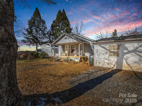 829 Oak Springs Rd, Rutherfordton, NC 28139