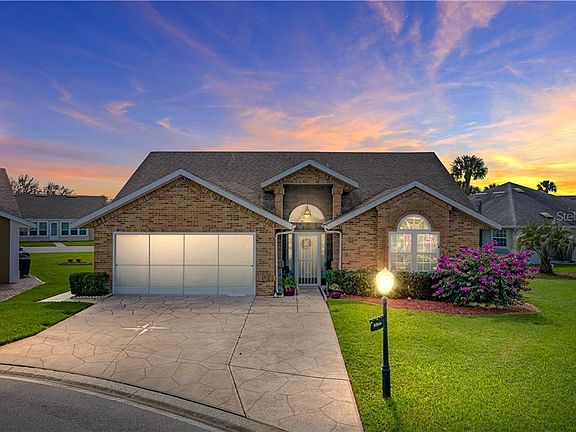 4th image of 561 Pinnacle Dr