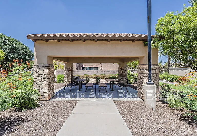 885 S Osborn Ln — Photo 54