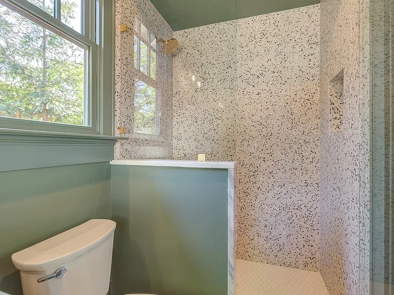 431 W Park Ave #1 — Photo 6