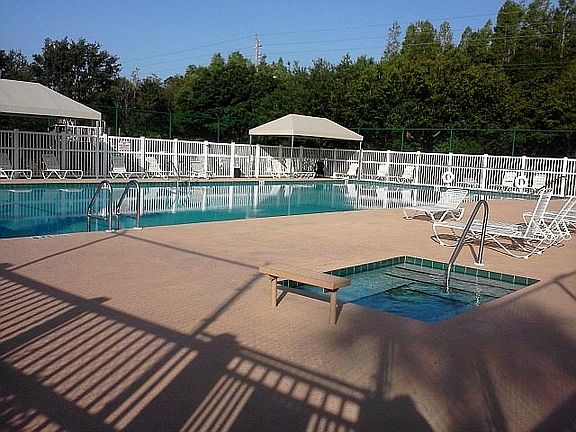 Resort Style Amenities