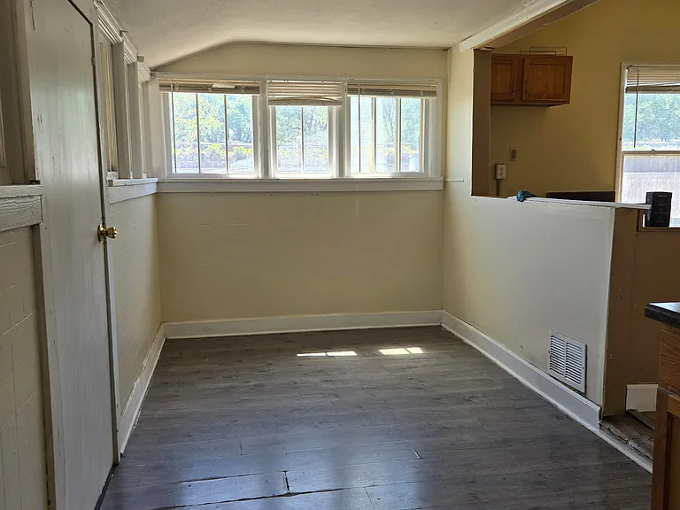 1250 Bohmen Ave — Photo 14