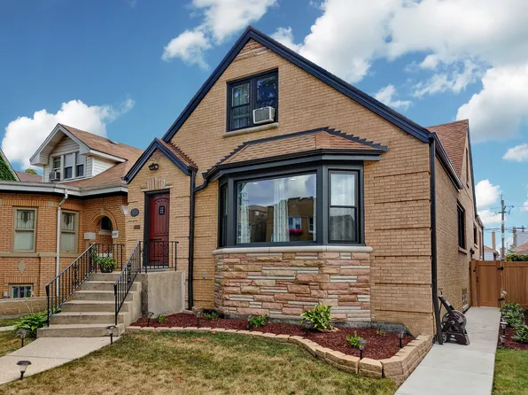 3125 N Marmora Ave, Chicago, IL 60634