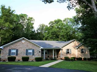 130 Baskerville Rd, Bowling Green, KY 42101