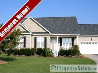 98 Courtney Cir, Four Oaks, NC 27524