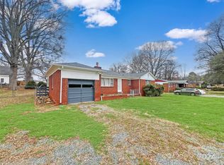 5229 Allen Rd E, Charlotte, NC 28269