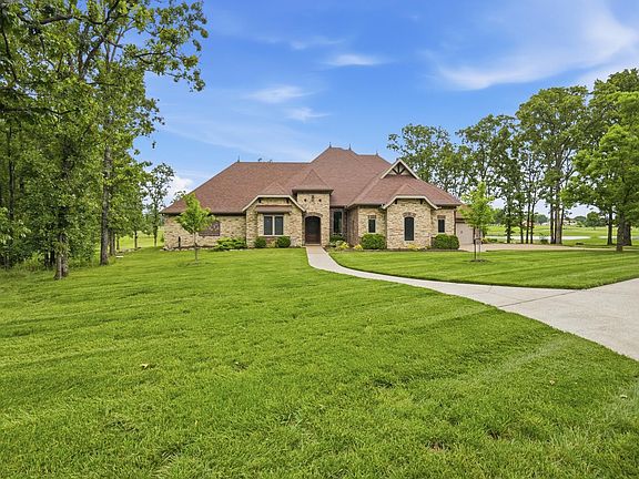 5th image of 329 Country Club Drive