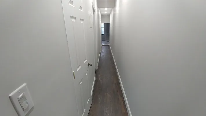 Rented by Evergreen Apartments BK | media 9