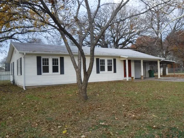 700 W State St, Alvord, TX 76225