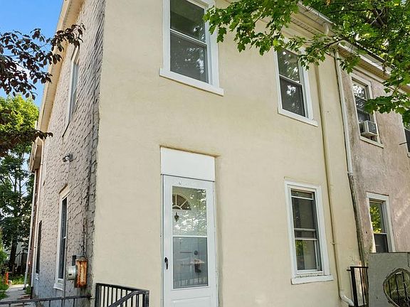 4th image of 1364 W Spencer St