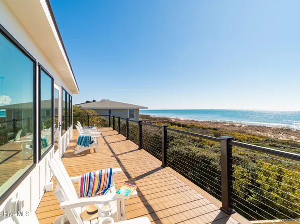 129 Dogwood Circle, Pine Knoll Shores, NC 28512