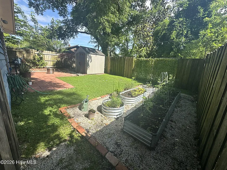 1510 Orange St — Photo 31