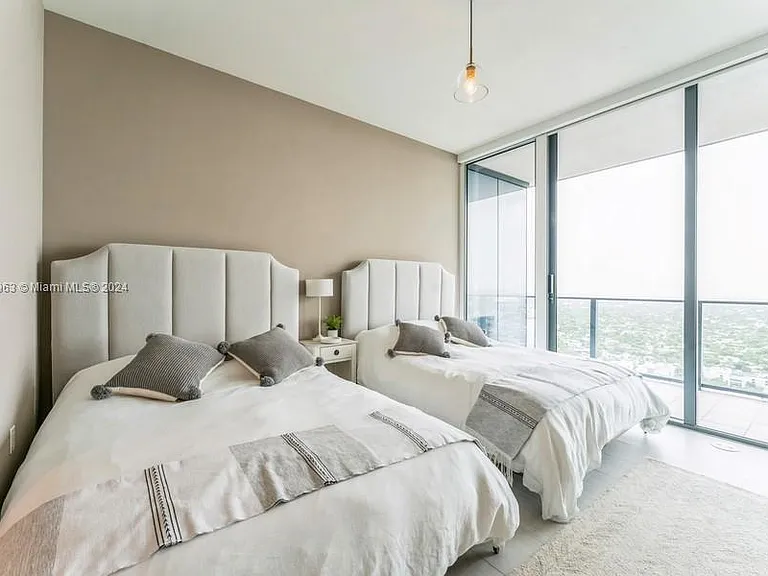 1000 Brickell Plz #Penthouse 5104 — Photo 15