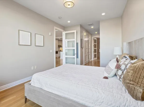 9 Somerset Lane image 25 of 46