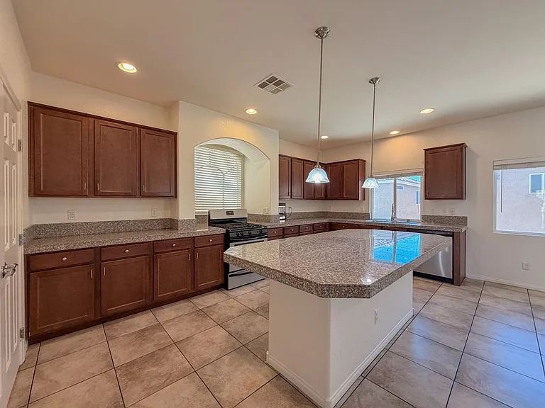 6817 Cavatina Ave — Photo 23