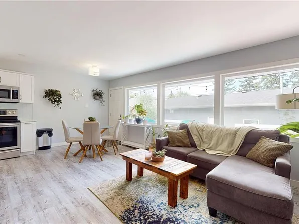 3231 HILL AVENUE, Regina, SK S4S 0W5