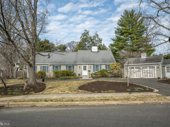 305 Linden Ave, Doylestown, PA 18901