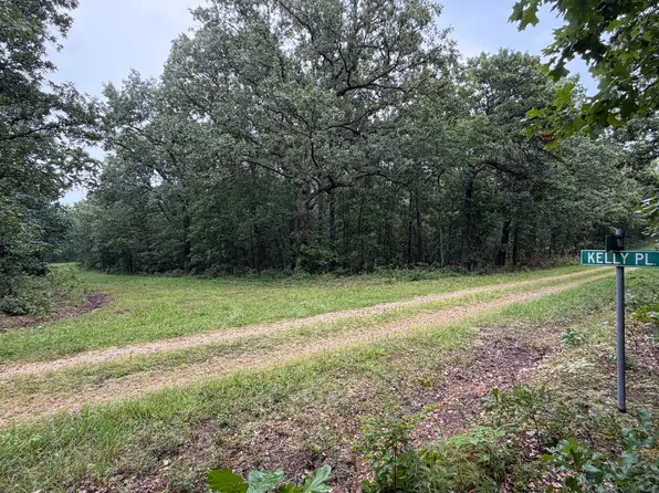 3289-3292 Kelly Pl, Edwards, MO 65326