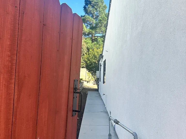 620 Wilshire Pl — Photo 11