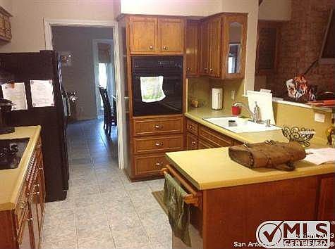 3rd image of 3614 Betsy Ross Dr
