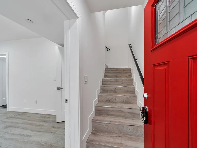 7108 Ramsgate Ave #1/2 — Photo 3