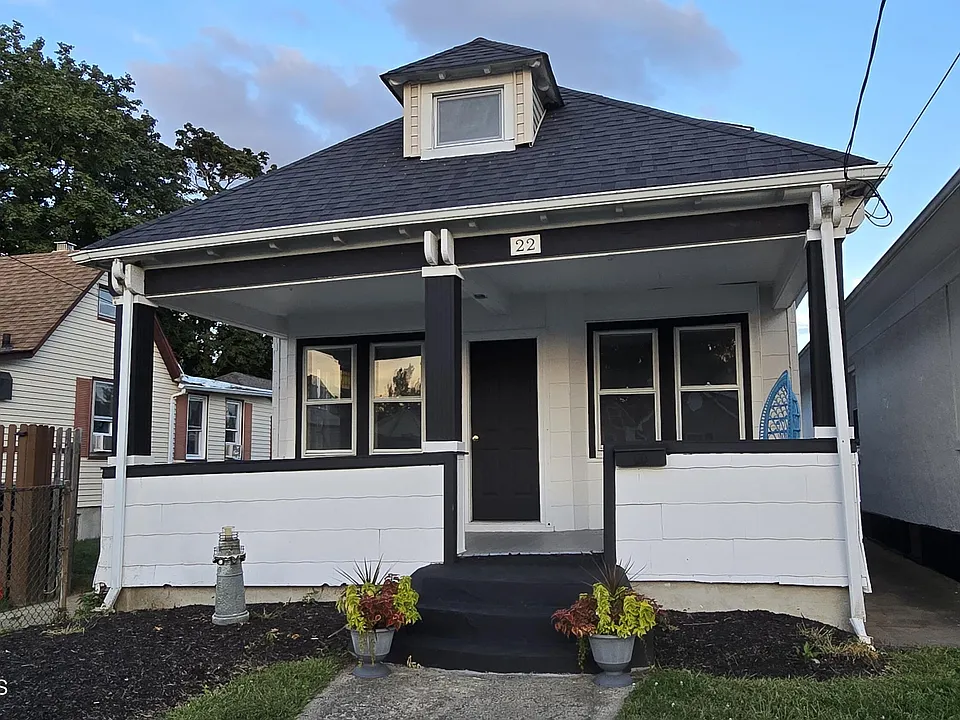 22 Brevent Ave