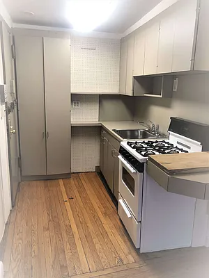 Rented by Domain Properties | media 9