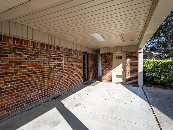 5th image of 713 Balfour Rd