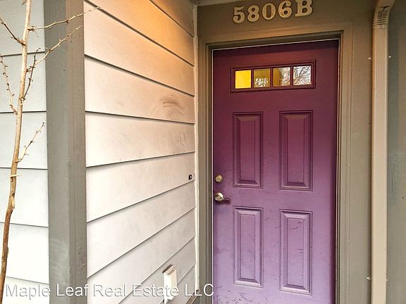 2nd image of 5806B Roosevelt Way NE