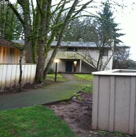 2nd image of 7191 Montauk Cir