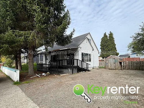 1541 S Ridgewood Ave Photo 1