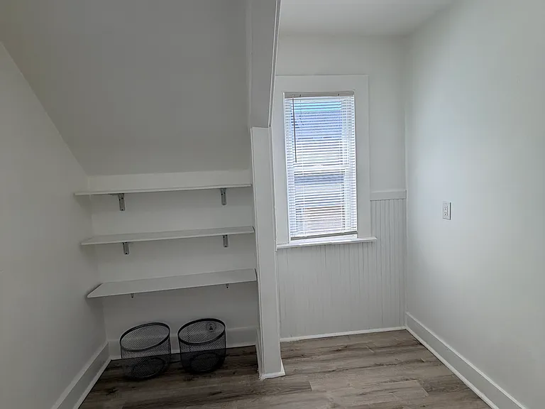 49 Henry St #3 — Photo 6